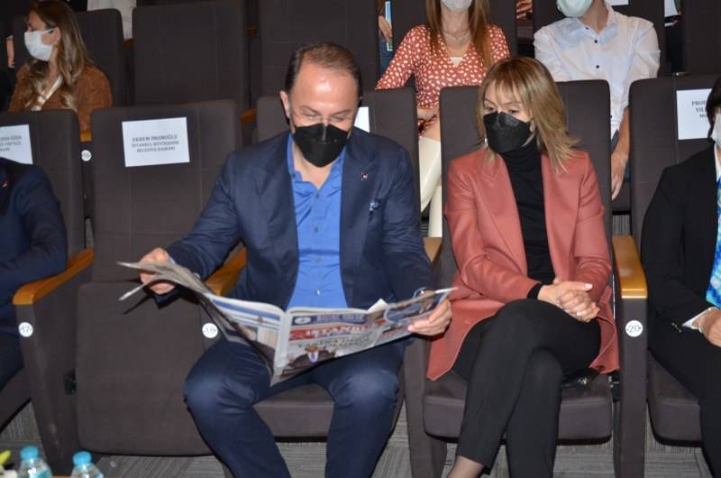 TÜRKİYE’NİN EN BÜYÜK FOSİL AĞACI BEYLİKDÜZÜ’NDE 17