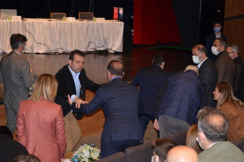 TÜRKİYE’NİN EN BÜYÜK FOSİL AĞACI BEYLİKDÜZÜ’NDE 19