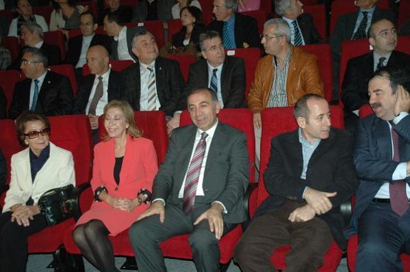 Erdal İnönü Anma 1