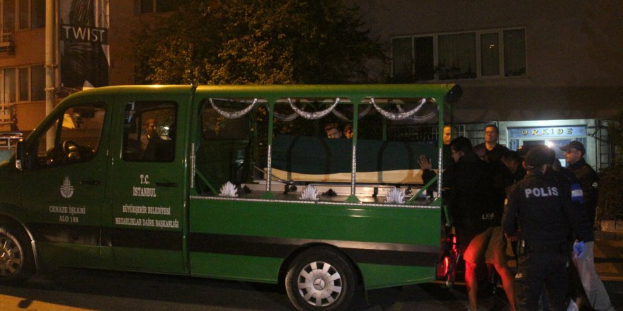 Beşiktaş'ta kaldırımda yürürken hayatını kaybetti