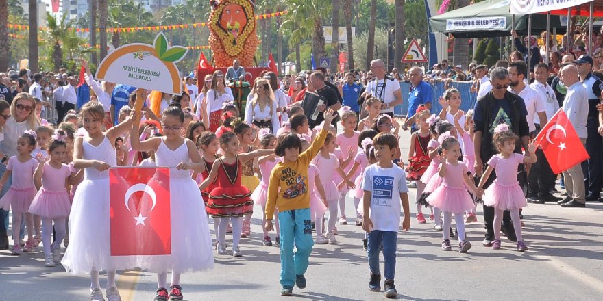 MERSİN ULUSLARARASI NARENCİYE FESTİVALİ BAŞLADI
