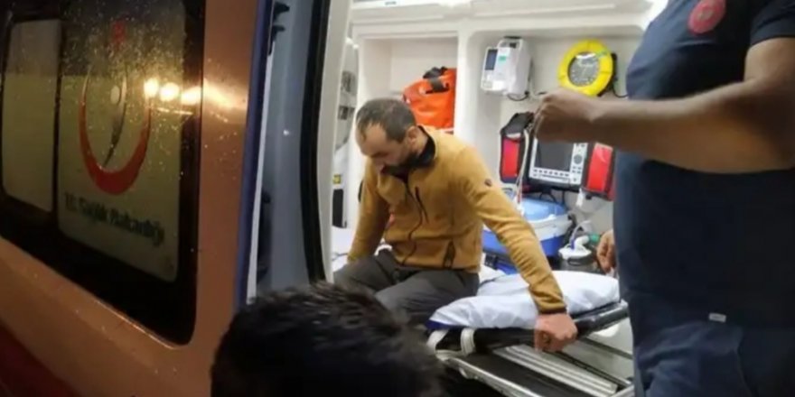 RİZE'DE KAR NEDENİYLE YAYLADA MAHSUR KALANLAR İÇİN ÇALIŞMA BAŞLATILDI (4)