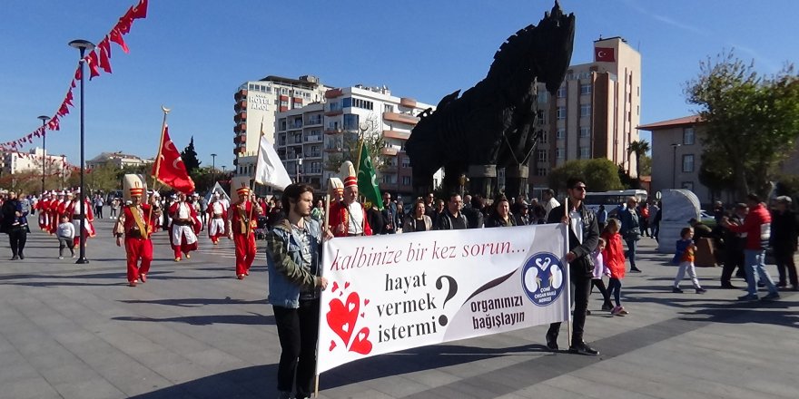 ORGAN BAĞIŞI FARKINDALIĞI İÇİN MEHTERLİ YÜRÜYÜŞ