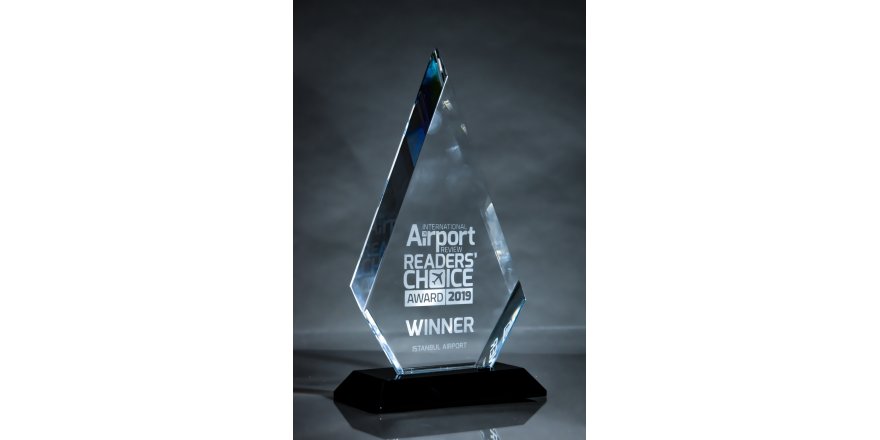 İSTANBUL HAVALİMANI'NA "YILIN HAVALİMANI" ÖDÜLÜ
