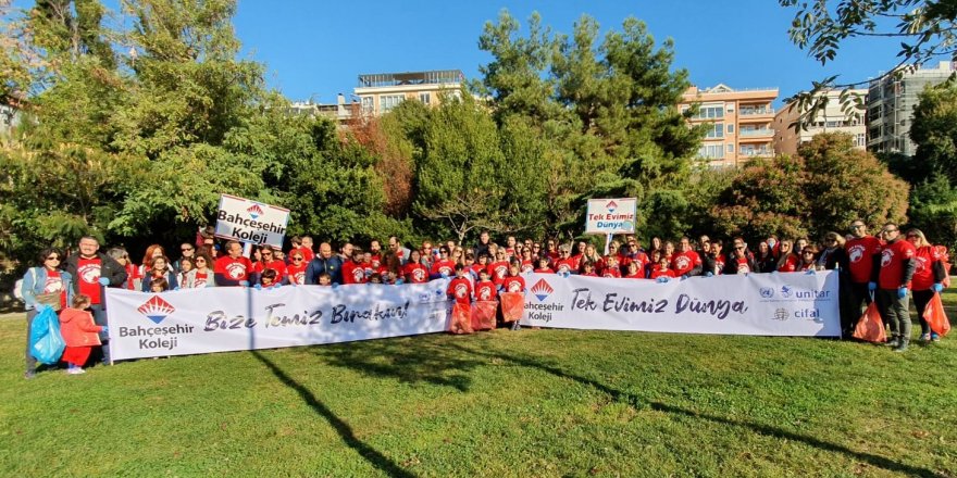 ‘TEK EVİMİZ DÜNYA’ DEDİLER; 36 TON ÇÖP TOPLANDI