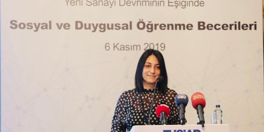 TÜSİAD RAPORU: İNSAN KAYNAĞINDA ARANAN YENİ NİTELİKLER SOSYAL VE DUYGUSAL BECERİLER