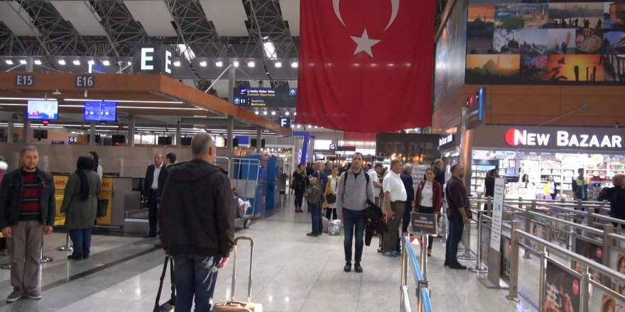 SABİHA GÖKÇEN HAVALİMANI'NDA 10 KASIM ANMA TÖRENİ