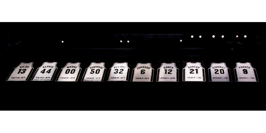 TONY PARKER'IN FORMASI EMEKLİ EDİLDİ