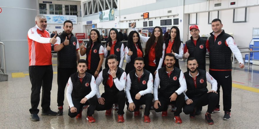 CURLİNG MİLLİ TAKIMI AVRUPA ŞAMPİYONASI'NA HAZIRLANIYOR