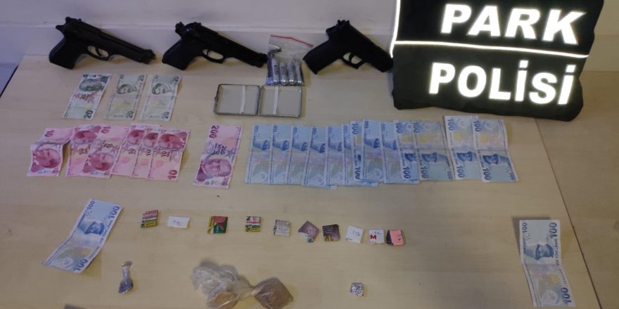 İNTERNETTEN SİLAH SATANLARA OPERASYON : 8 GÖZALTI