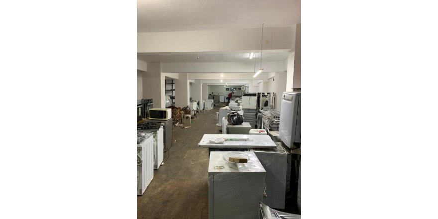 'YETKİLİ SERVİSİZ' DİYEREK BEYAZ EŞYA ÇALAN ŞÜPHELİLERE OPERASYON