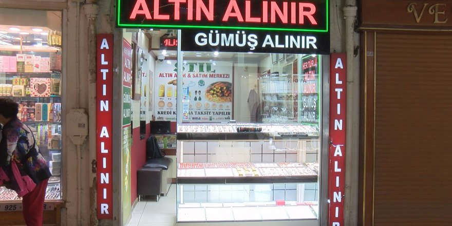 KAPALIÇARŞI'DA 12 MİLYONA SATIŞA ÇIKAN 9 METREKARELİK DÜKKANIN SIRRI