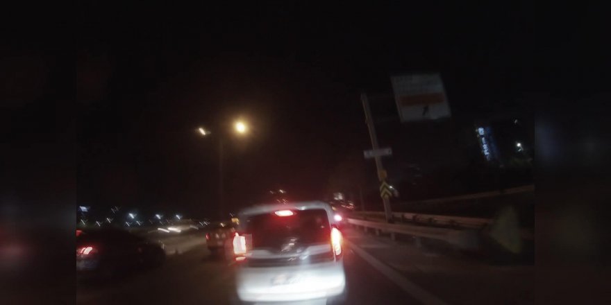 YAPTIĞI KAZA KASKININ KAMERASINA YANSIDI