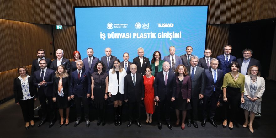 İŞ DÜNYASI TEMSİLCİLERİ PLASTİK KİRLİLİĞİNE KARŞI GÜÇLERİNİ BİRLEŞTİRDİ