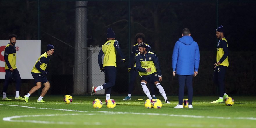 FENERBAHÇE, YENİ MALATYASPOR MAÇI HAZIRLIKLARINA DEVAM ETTİ