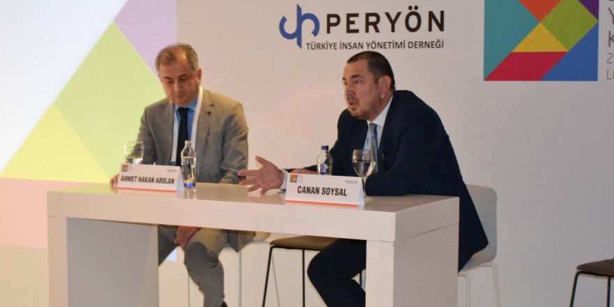 İNSAN YÖNETİMİ KONGRESİ’NDE SABİHA GÖKÇEN’İ ANLATTILAR