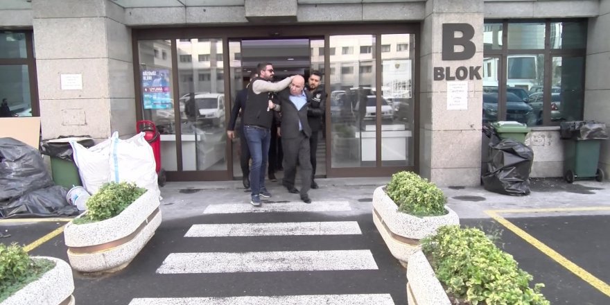 (FOTOĞRAF VE EK BİLGİLERLE) ORGANİZE SUÇ ÖRGÜTÜ LİDERİ AYVAZ KORKMAZ İSTANBUL'DA YAKALANDI