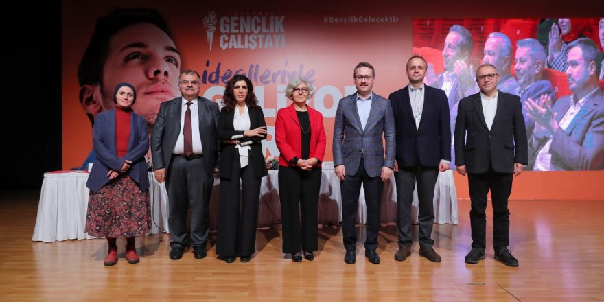 GENÇLERİN GELECEK SORUNLARINA ÇÖZÜM: "DOĞRU İLETİŞİM DİLİ"