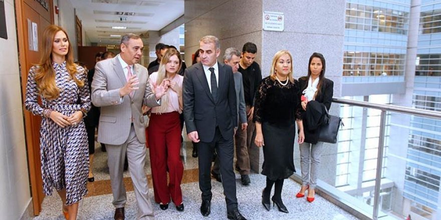 2014 DÜNYA GÜZELİ İSTANBUL ADALET SARAYI'NA GELDİ