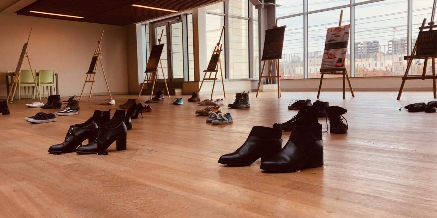 ÖZYEĞİN ÜNİVERSİTESİ ÖĞRENCİLERİNDEN KADINA YÖNELİK ŞİDDETE KARŞI SESSİZ EYLEM