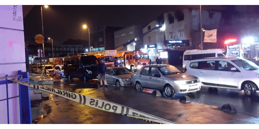 GÜNGÖREN'DE ALEV ALEV YANAN TEKSTİL ATÖLYESİNDE 1'İ AĞIR 5 KİŞİ YARALANDI (GENİŞ HABER)