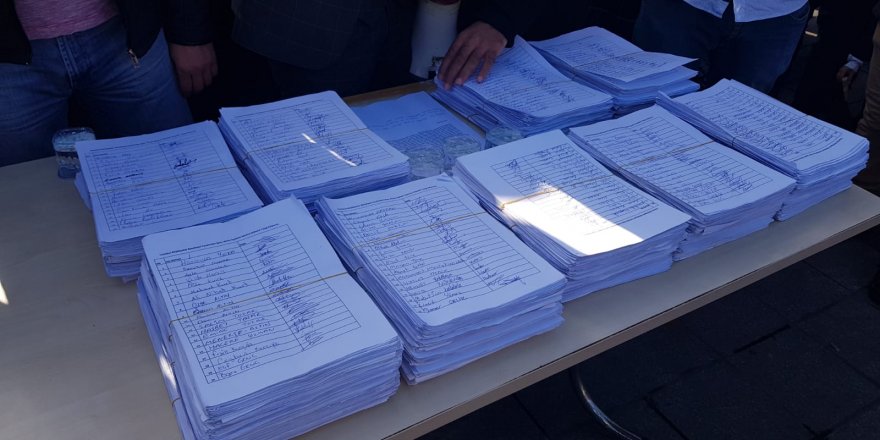 İBB'DE İŞTEN ÇIKARILAN İŞÇİLERİN İMZA KAMPANYASI SONA ERDİ