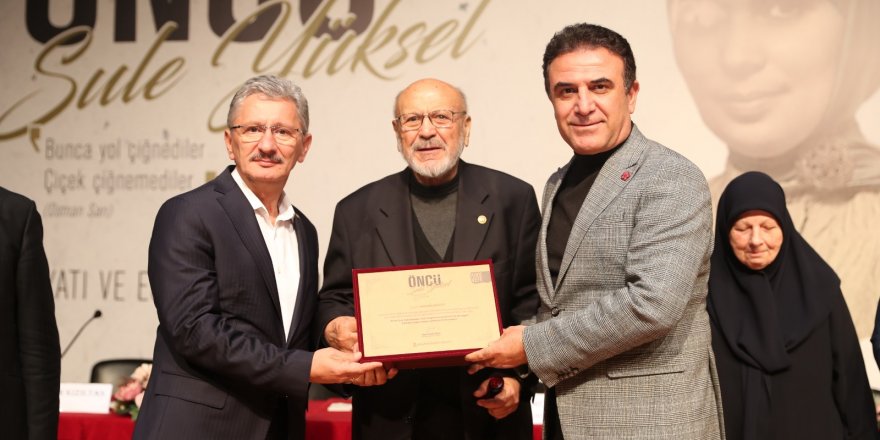 MERHUM YAZAR ŞULE YÜKSEL ŞENLER AHDE VEFA PROGRAMINDA ANILDI