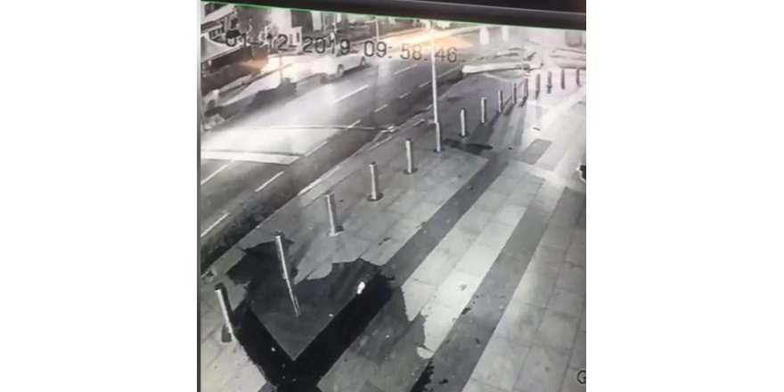 ŞİŞLİ'DE CİPE YAPILAN SİLAHLI SALDIRI KAMERADA (1)