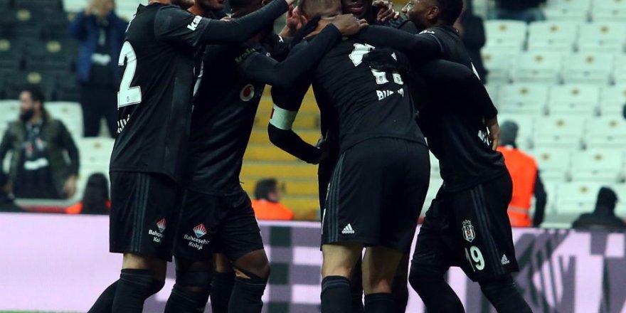 BEŞİKTAŞ KARANLIKTAN AYDINLIĞA ÇIKTI  