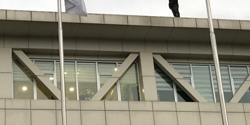 VATAN CADDESİ'Nİ FELÇ EDEN İNTİHAR GİRİŞİMİ (1)