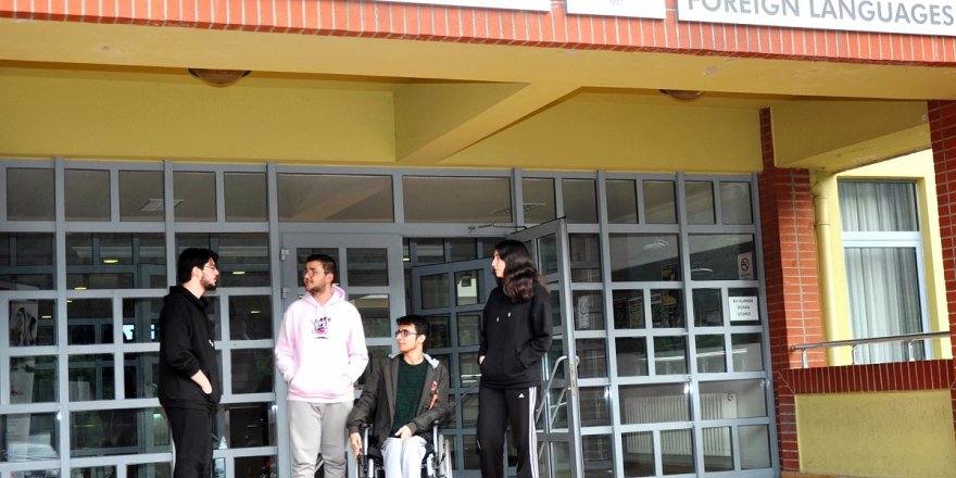 ÜNİVERSİTE KAMPÜSÜ’NDE “ENGEL” YOK