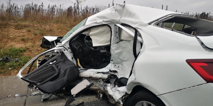 SULTANBEYLİ'DE EMNİYET ŞERİDİNDE KAZA: 1 ÖLÜ 