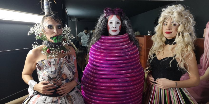 SINIRLARI ZORLAYAN TASARIMLARLA 'GERİ DÖNÜŞÜME' DİKKAT ÇEKTİLER