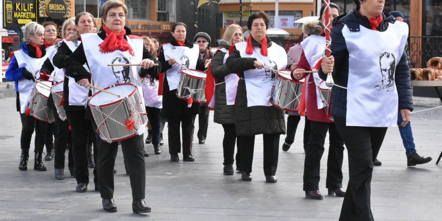 SİVAS'TA KADIN CEMİYETİNİN KURULUŞUNUN 100'ÜNCÜ YIL DÖNÜMÜ KUTLANDI
