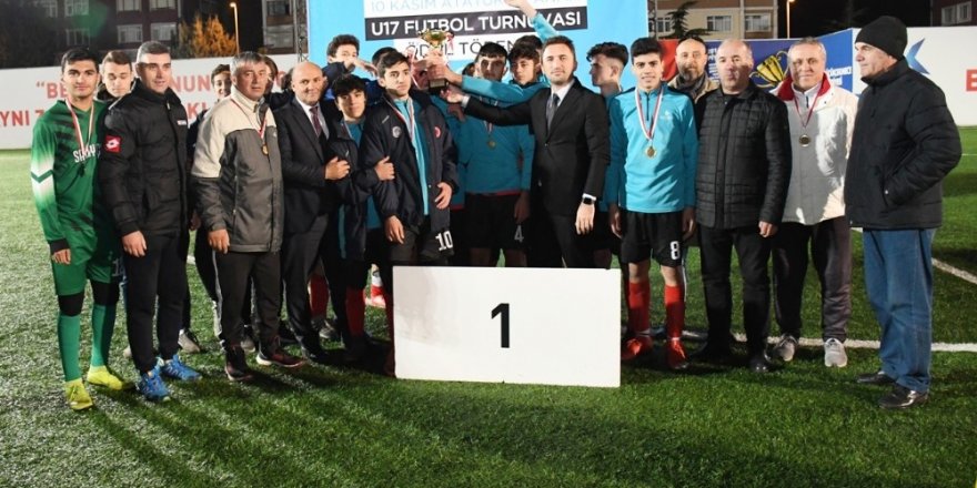 10 Kasım Turnuvası Şampiyonu Kosova Güçspor