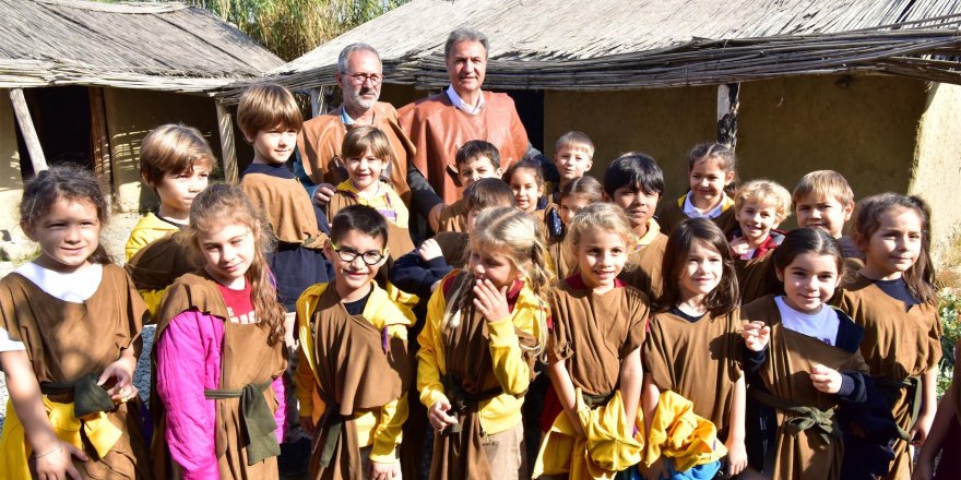 ATIK PİLLE TARİH YOLCULUĞU