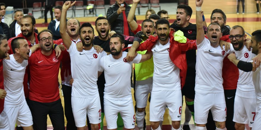 TÜRKİYE, RUSYA'YI 4-1 YENDİ