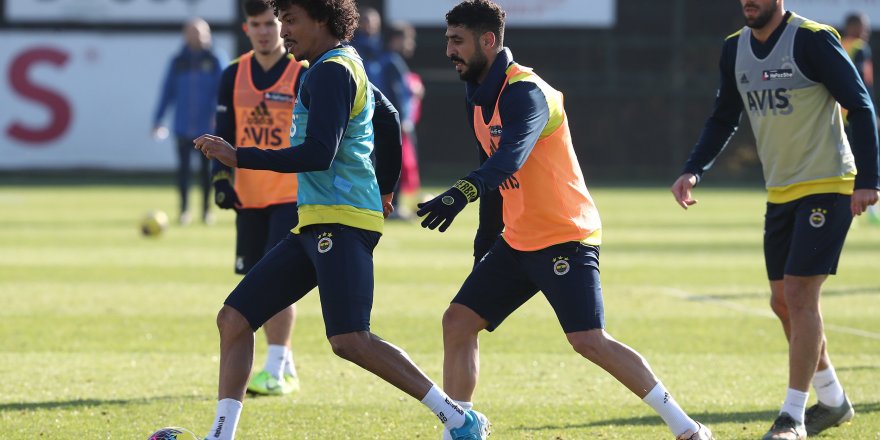 FENERBAHÇE, SİVASSPOR MAÇININ HAZIRLIKLARINI SÜRDÜRDÜ