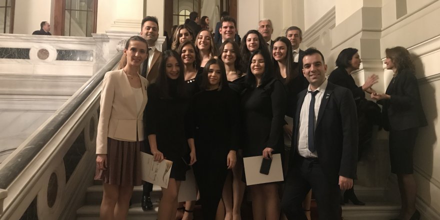 EDİNBURGH DÜKÜ ULUSLARARASI ÖDÜL PROGRAMI'NI TAMAMLAYANLAR ÖDÜLLERİNİ ALDI