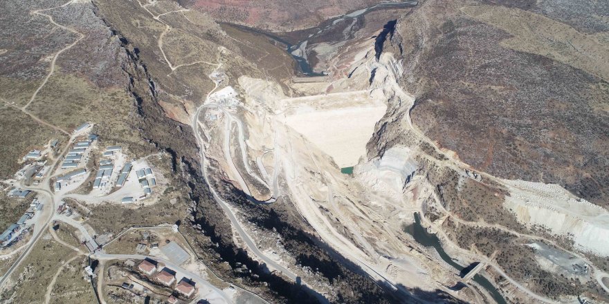 BAKAN PAKDEMİRLİ: SİLVAN BARAJI 2021'DE SU TUTMAYA HAZIR HALE GELECEK