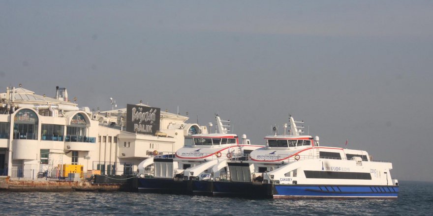 İZDENİZ'DE 'VAPUR KİRALAMA' TARTIŞMASI