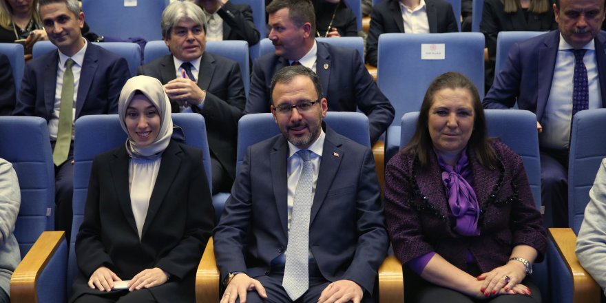 GENÇLİK VE SPOR BAKANLIĞI İLHAM VEREN GENÇLERİ ÖDÜLLENDİRDİ