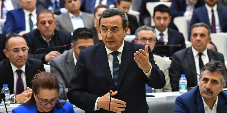 İZMİR BÜYÜKŞEHİR BELEDİYESİ MECLİS TOPLANTISINDA 'GÖKDELEN' TARTIŞMASI