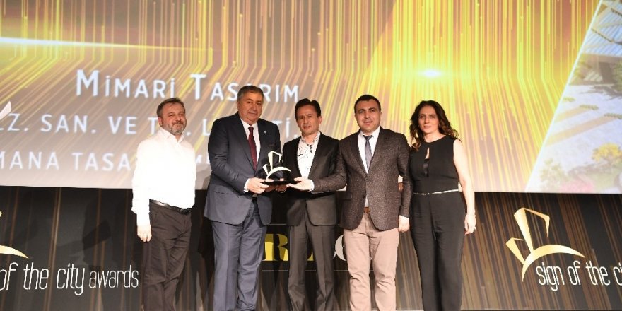 E=mc2 ‘Ye Büyük Ödül