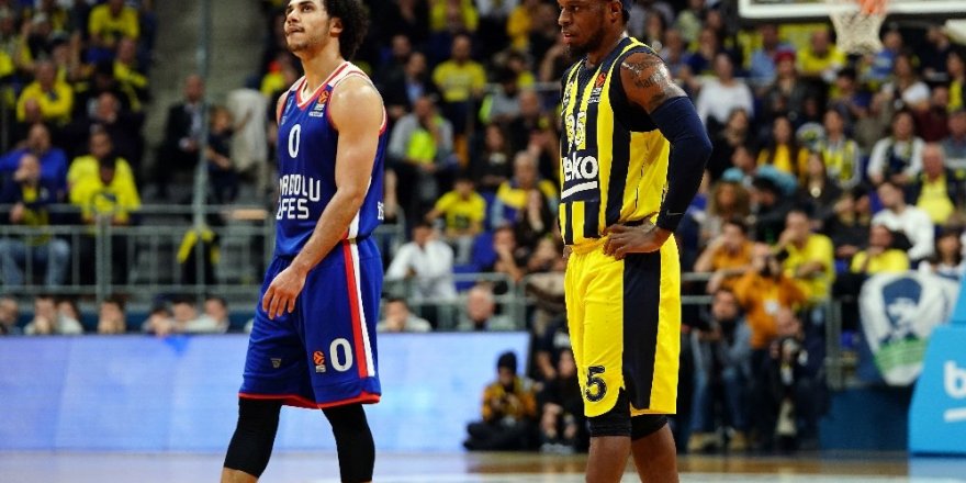 Son 10 Maçta Efes, Fener’e Karşı Üstün