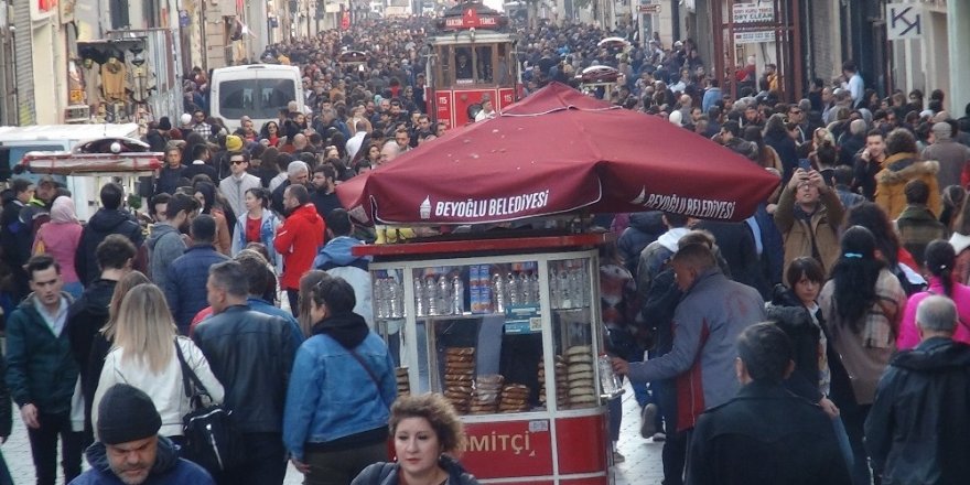 İstanbul’da Kış Ortasında Şaşırtan Hava