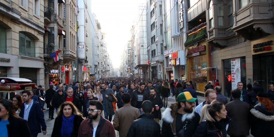 İSTANBUL'DA SICAK HAVA KEYFİ