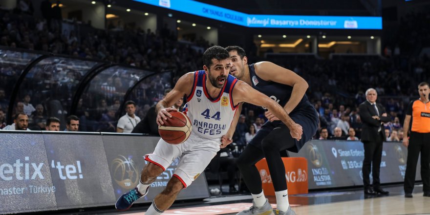 ANADOLU EFES - FENERBAHÇE BEKO: 79-66