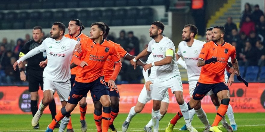 Başakşehir İki Haftada 4 Puan Kaybetti