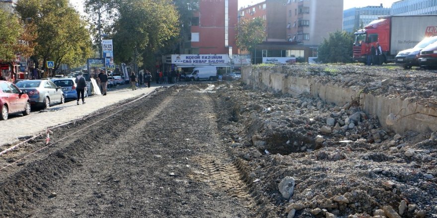 Kartal’da Spor Caddesi Yenileniyor